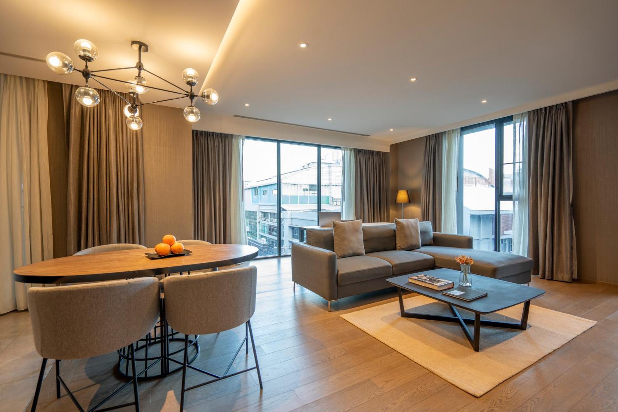 בנגקוק Walton Suites Sukhumvit מראה חיצוני תמונה
