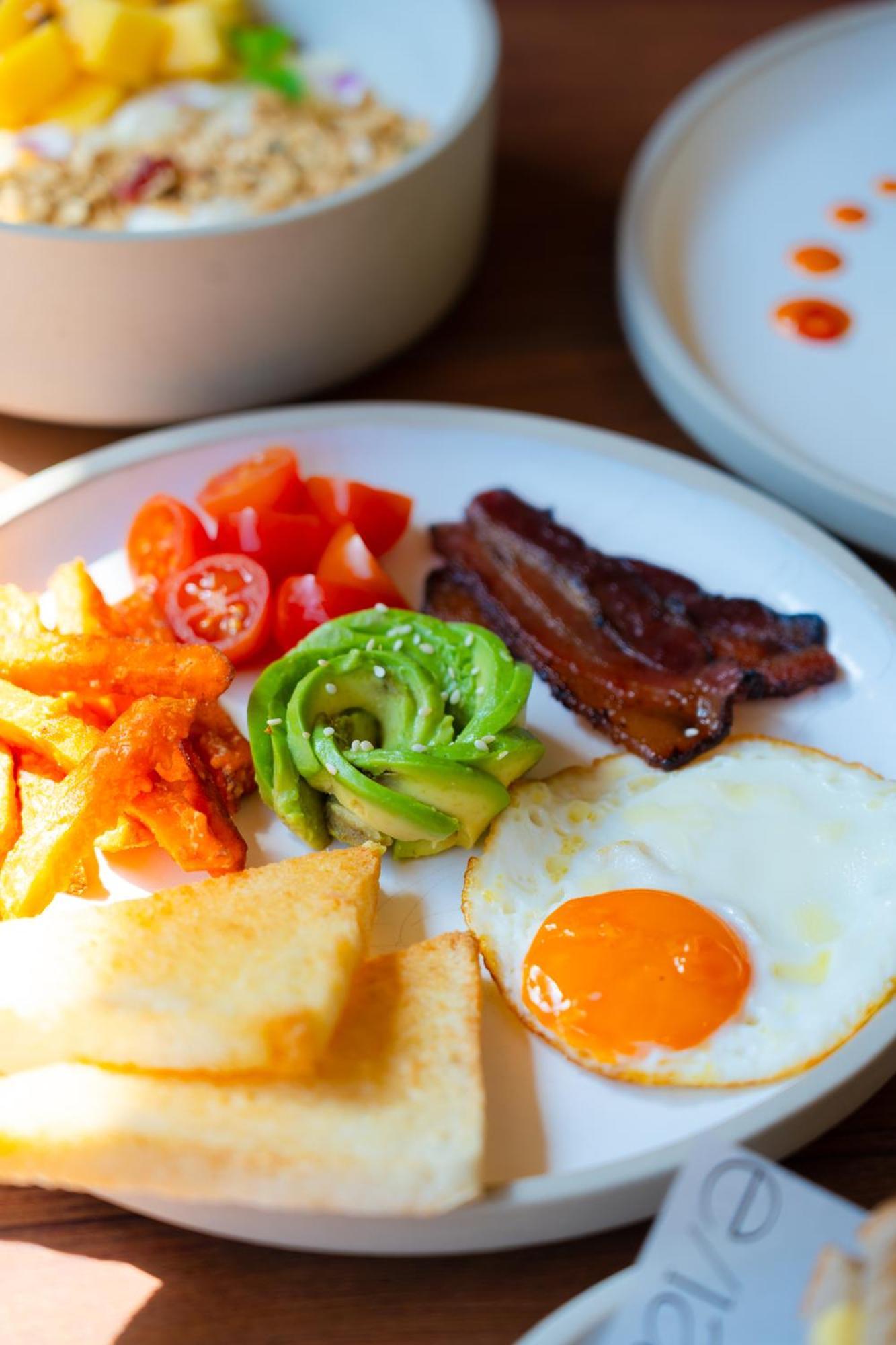 בנגקוק Walton Suites Sukhumvit מראה חיצוני תמונה